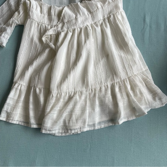 HELLO MOLLY V-NECKLINE WRAP MINI DRESS WHITE FLATTERING FLOWY SHORT SLEEVES SZ S - Picture 11 of 13
